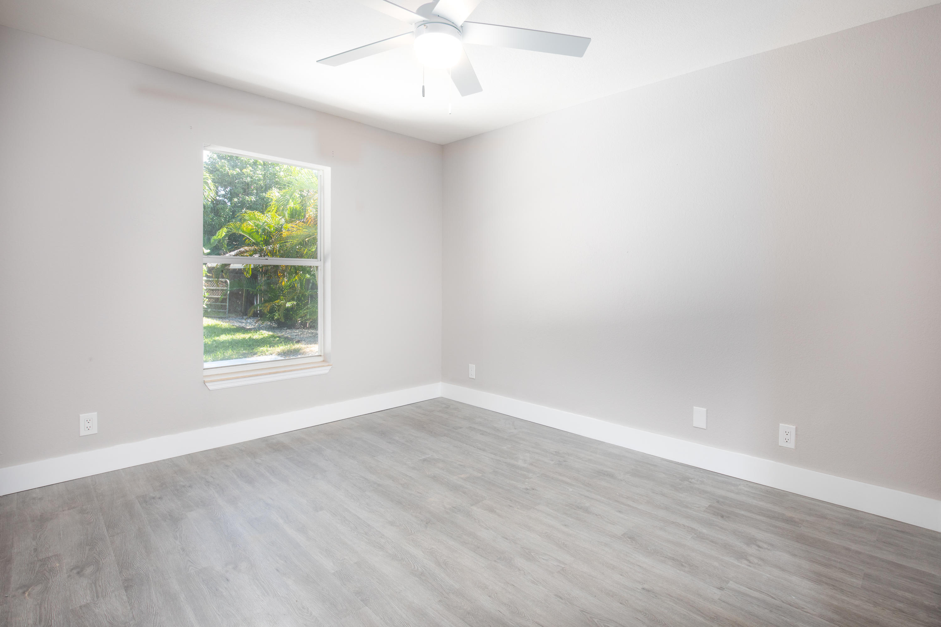 6906 4th Street Jupiter, FL 33458 - Photo 13 of 16 jupiter-9