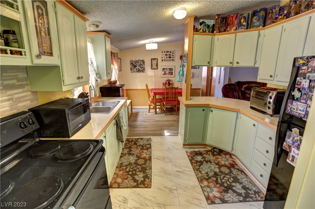 3981 West Dyer Road Pahrump, NV 89048 - Photo 10 of 48 Gallery Image 10