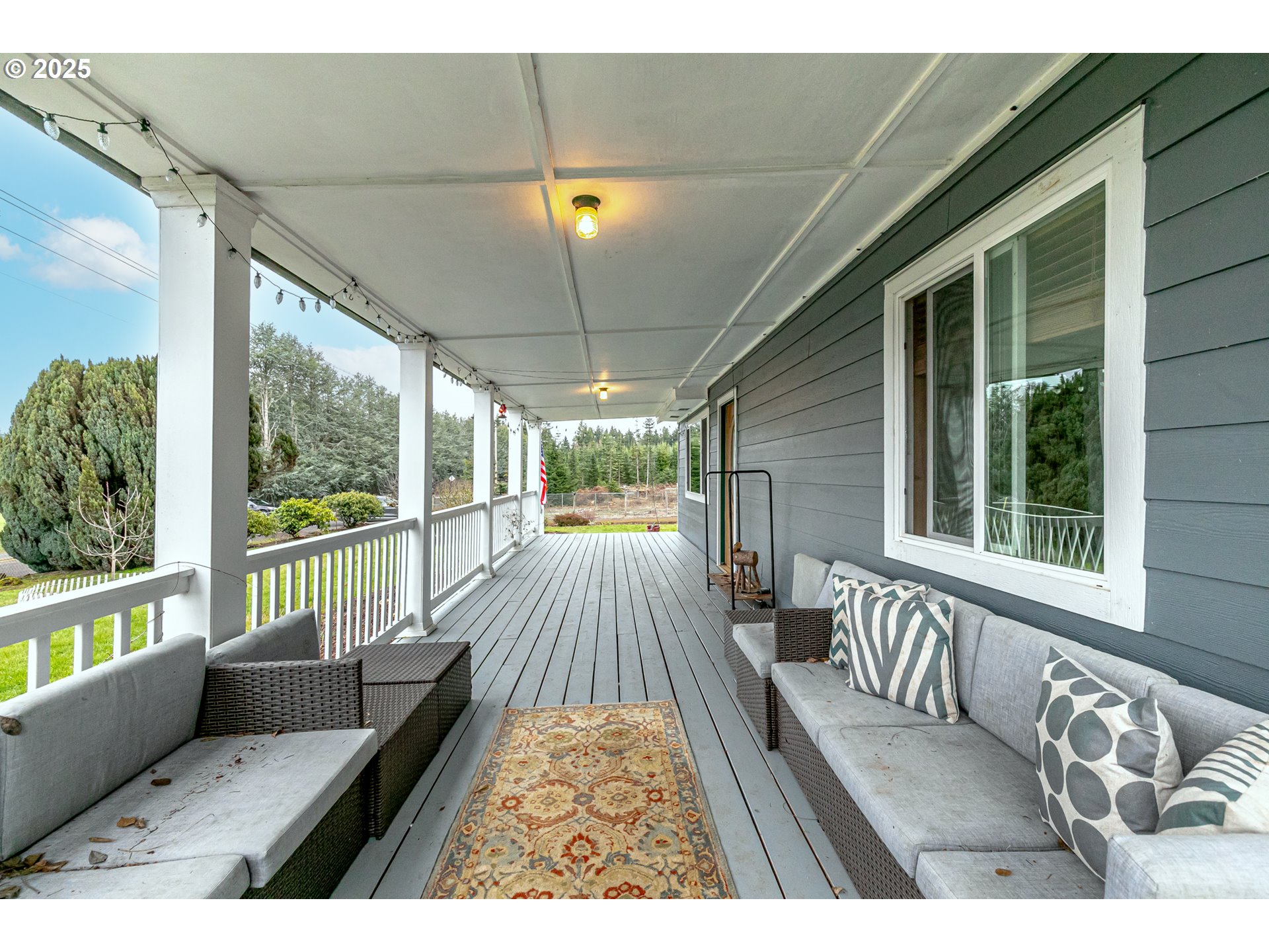 35538 Southeast Snuffin Road Estacada, OR 97023 - Photo 3 of 42