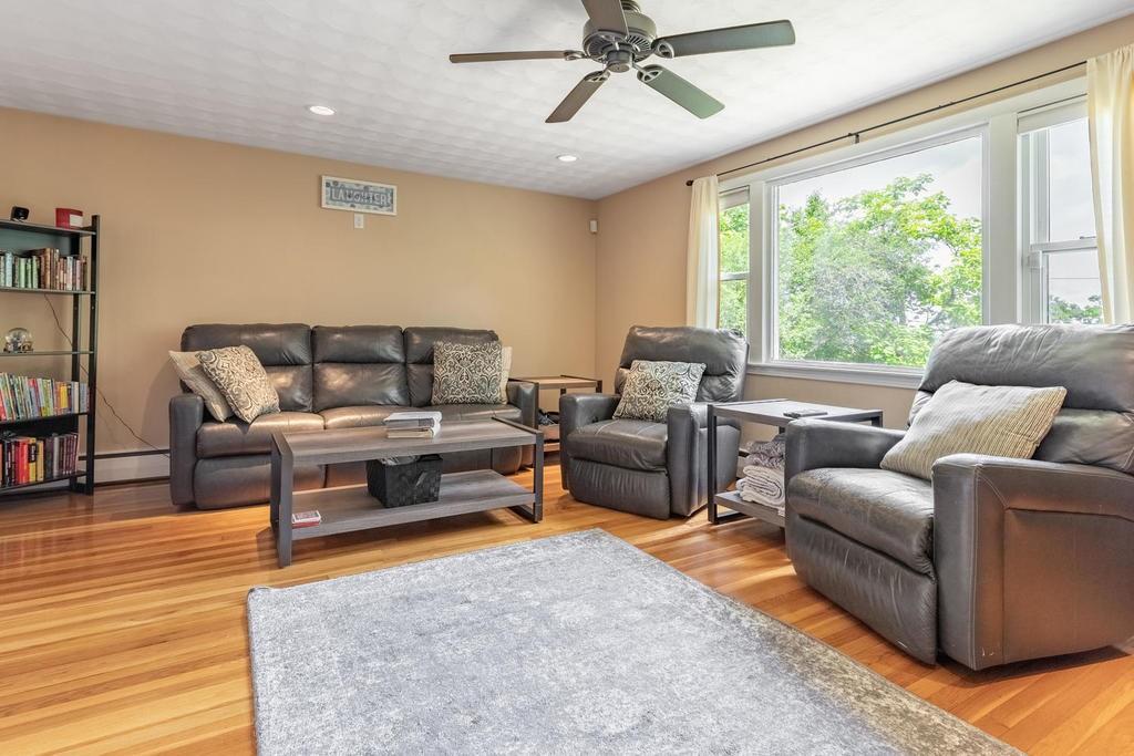 2 Richardson Road Burlington, MA 01803 - Photo 9 of 30 Gallery Image 9