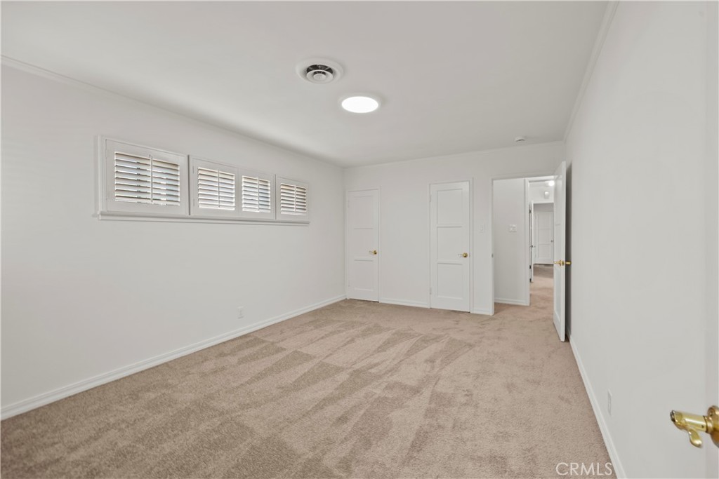 3318 Prospect Avenue La Crescenta, CA 91214 - Photo 27 of 42 an empty room with windows