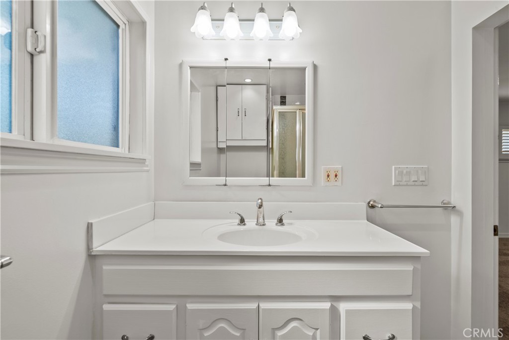 3318 Prospect Avenue La Crescenta, CA 91214 - Photo 29 of 42 a bathroom with a sink and a mirror