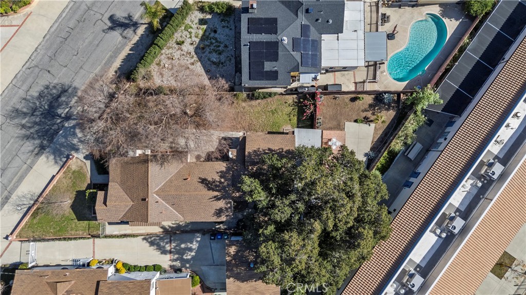 3318 Prospect Avenue La Crescenta, CA 91214 - Photo 39 of 42 an aerial view of residential houses with outdoor space