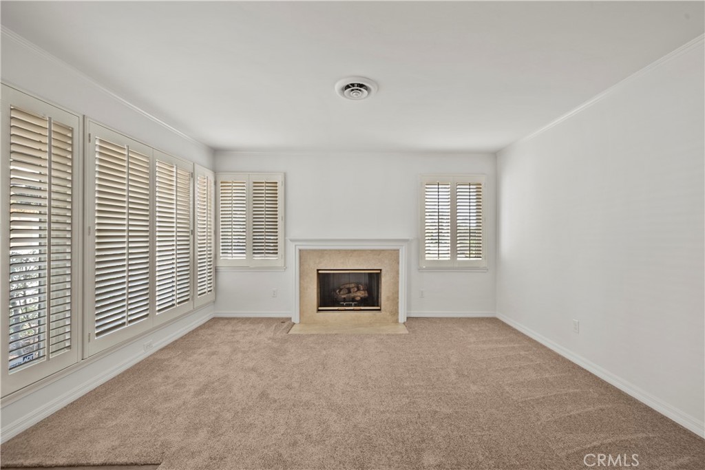 3318 Prospect Avenue La Crescenta, CA 91214 - Photo 8 of 42 a view of an empty room with a window