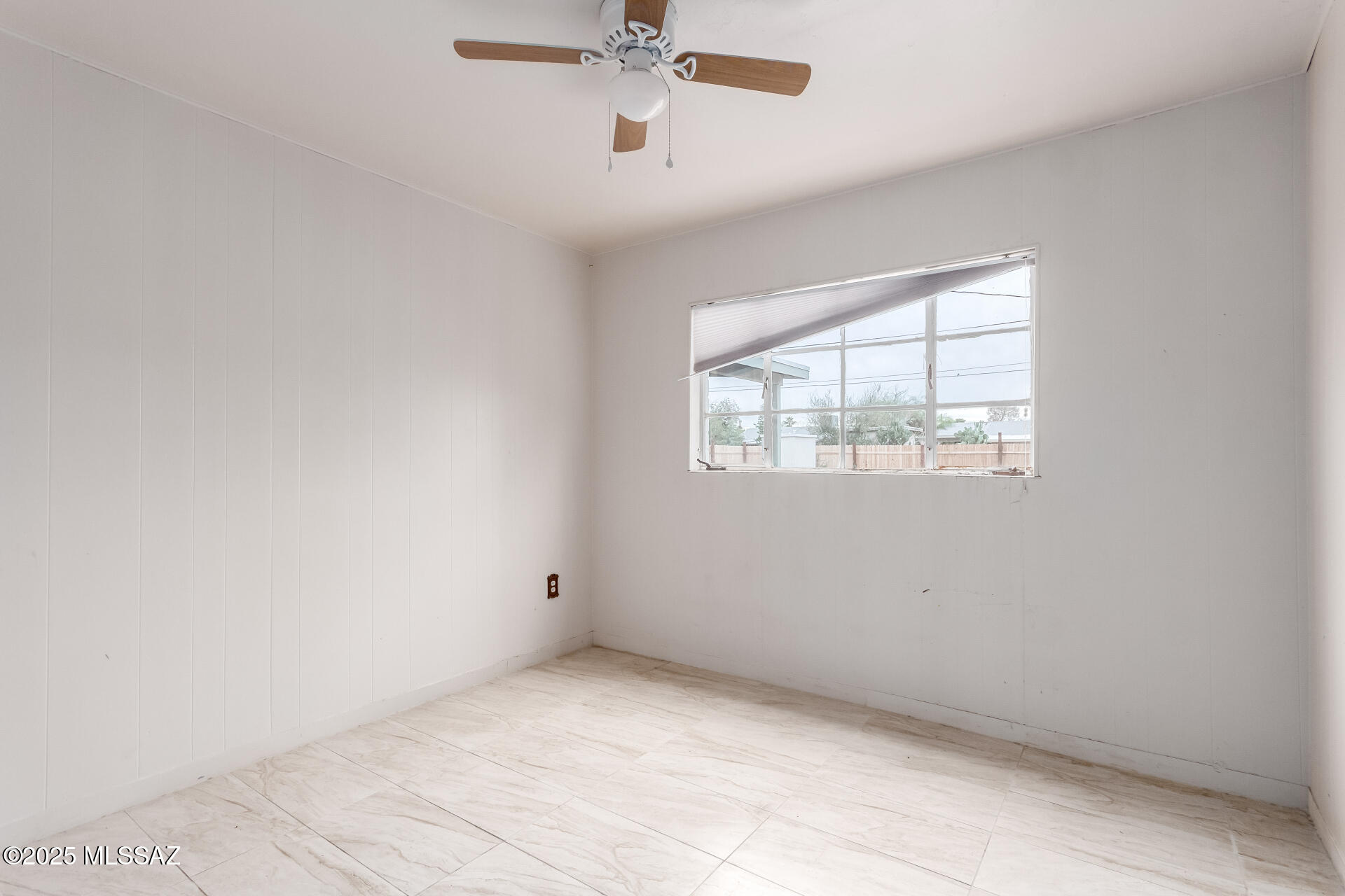 418 East Roger Road Tucson, AZ 85705 - Photo 17 of 23 Gallery Image 17