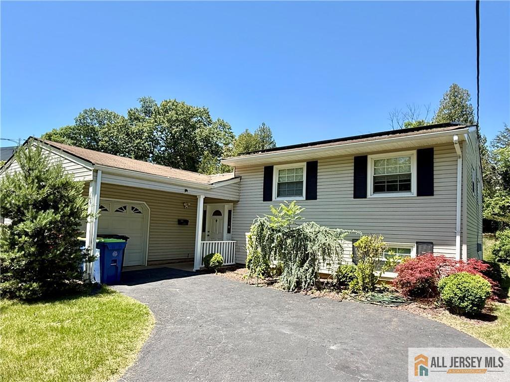 44 Drake Road Somerset, NJ 08873 - Photo 3 of 28