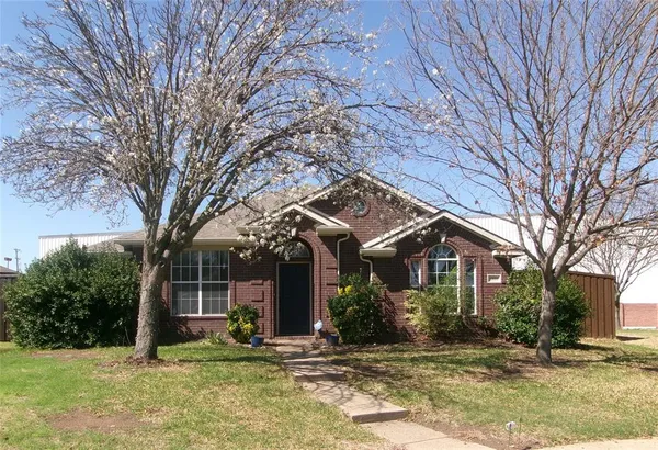 $2,400 | 8809 Oakwood Lane, Frisco, TX 75035