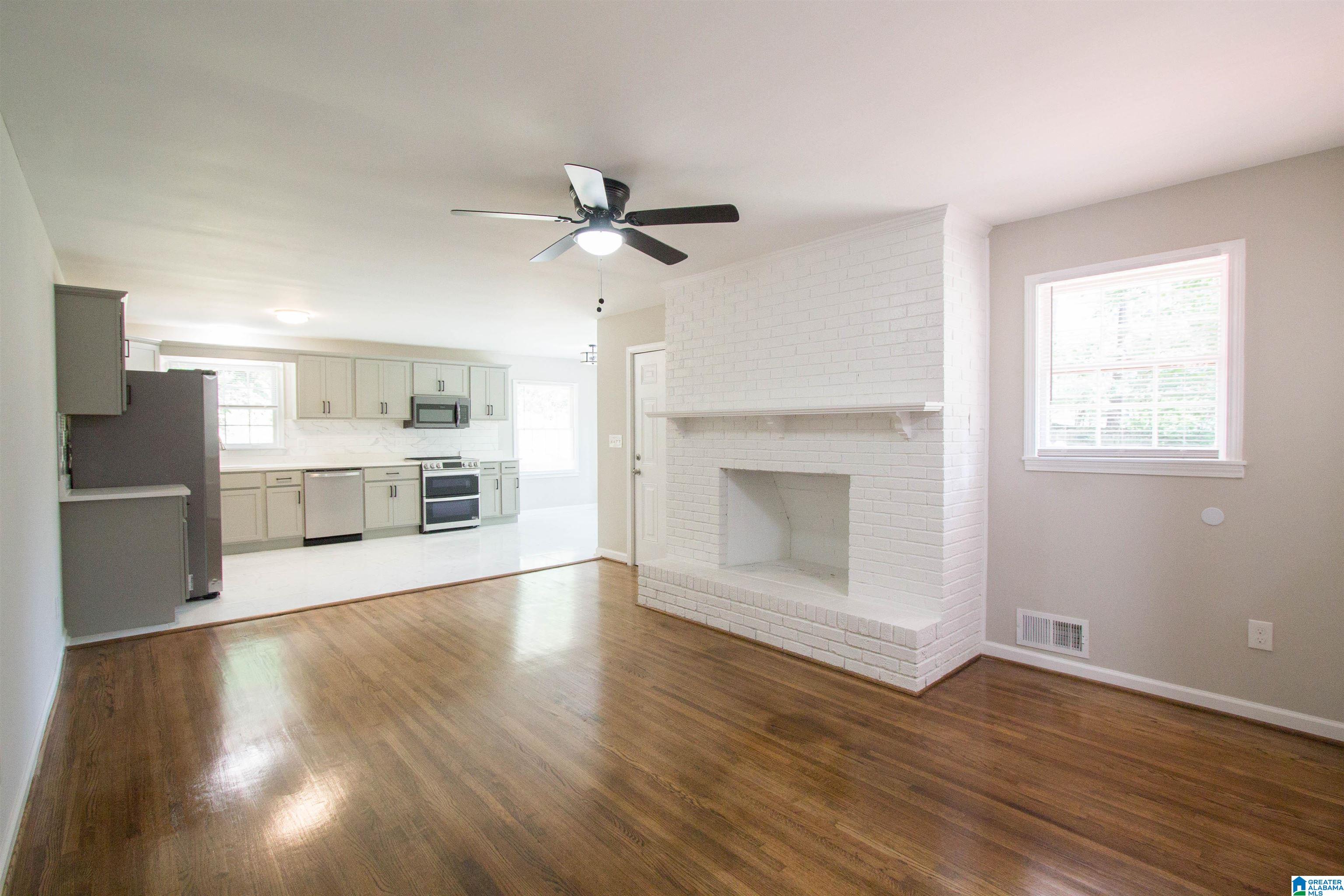 1928 Greenvale Road Birmingham, AL 35226 - Photo 5 of 57