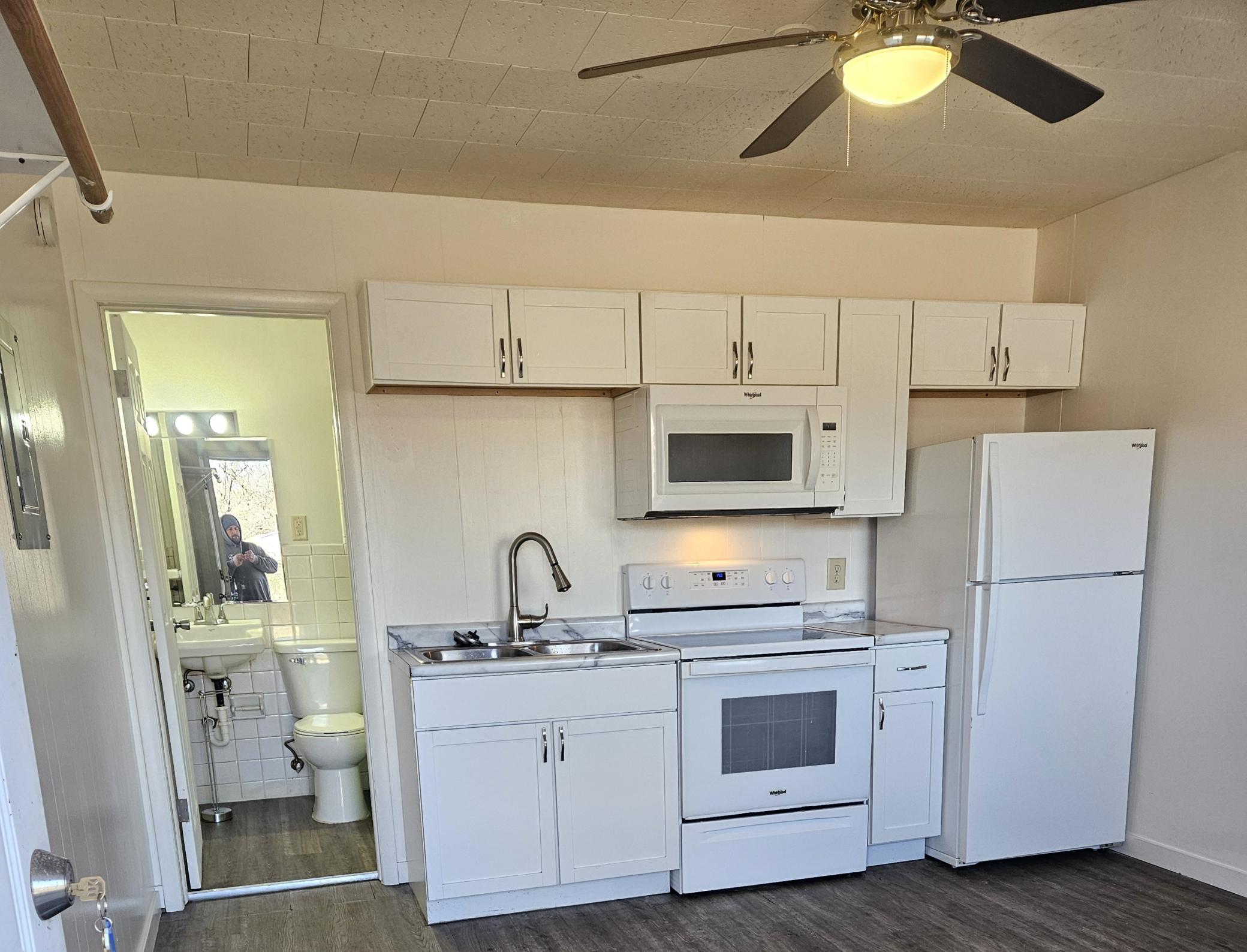 1205 South Sibley Avenue Litchfield, MN 55355 - Photo 2 of 11