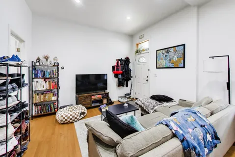 $1,249,000 | 2455 North Sawyer Avenue, Chicago, IL 60647