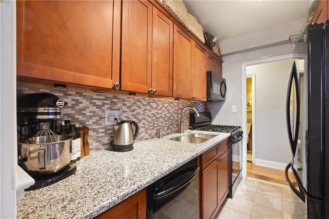 3475 Greystone Avenue, Unit 7B Bronx, NY 10463 - Photo 5 of 16 Gallery Image 5