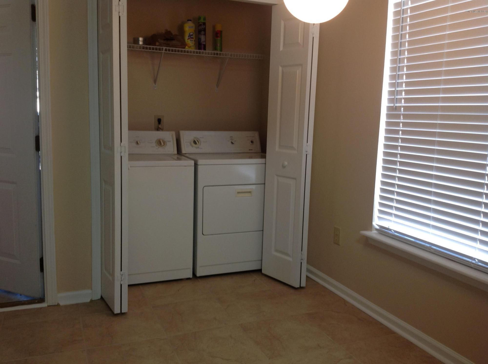 6890 Ridgeview Avenue Jacksonville, FL 32244 - Photo 24 of 26 IMG_4503