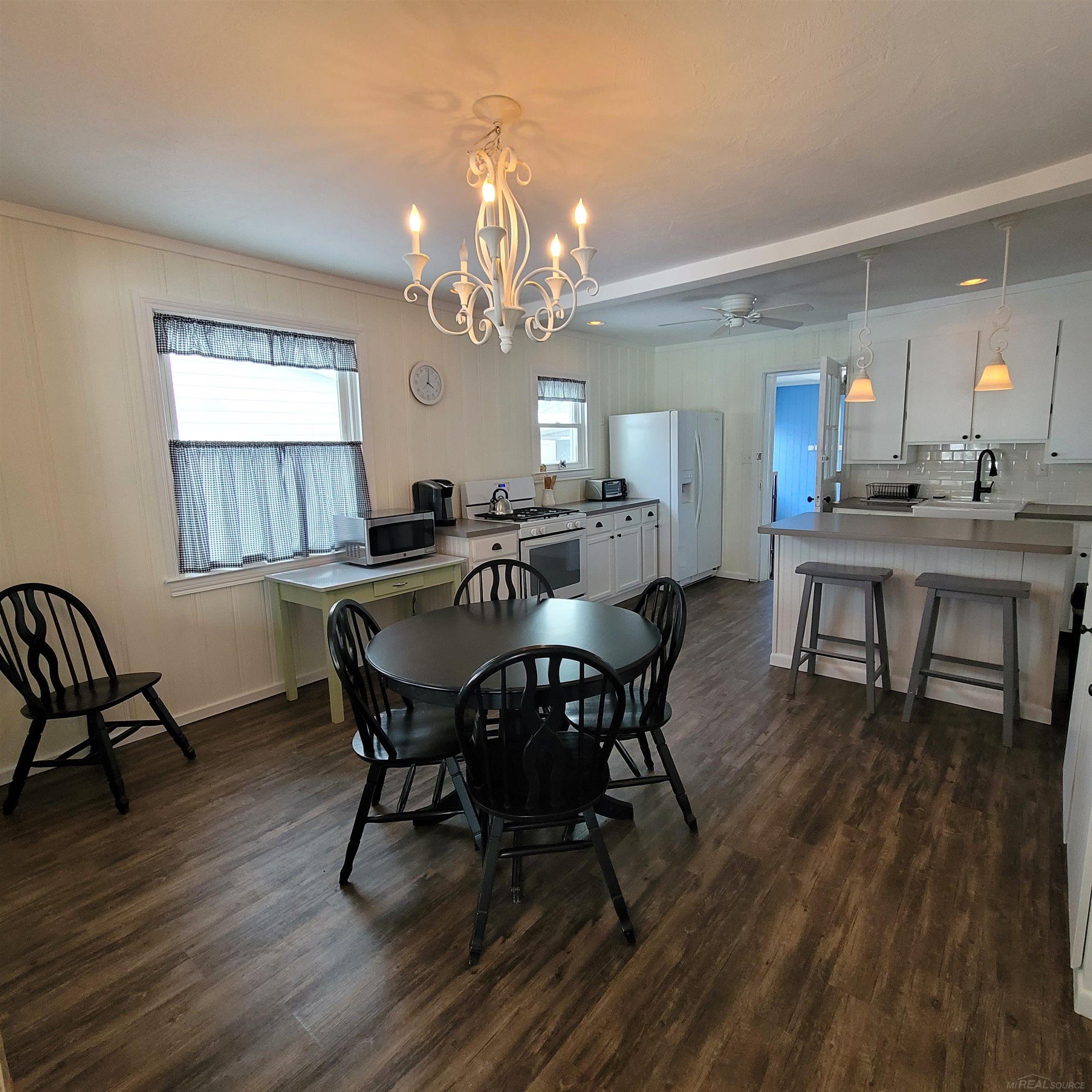 7526 Elmwood Road Lexington, MI 48450 - Photo 11 of 41