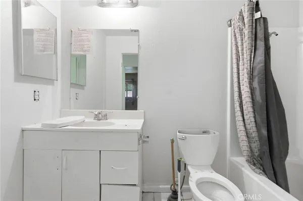 $445,000 | 1380 West 7th Street, San Bernardino, CA 92411