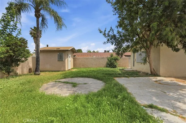 $445,000 | 1380 West 7th Street, San Bernardino, CA 92411