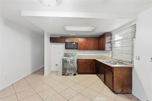 $445,000 | 1380 West 7th Street, San Bernardino, CA 92411