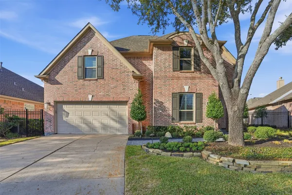 $549,900 | 8706 Rippling Water Drive, Sugar Land, TX 77479