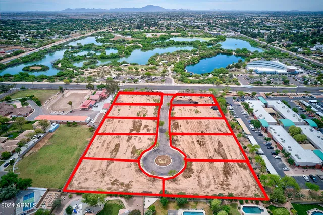 $650,000 | 811 North Poinciana Court, Unit 10, Gilbert, AZ 85234