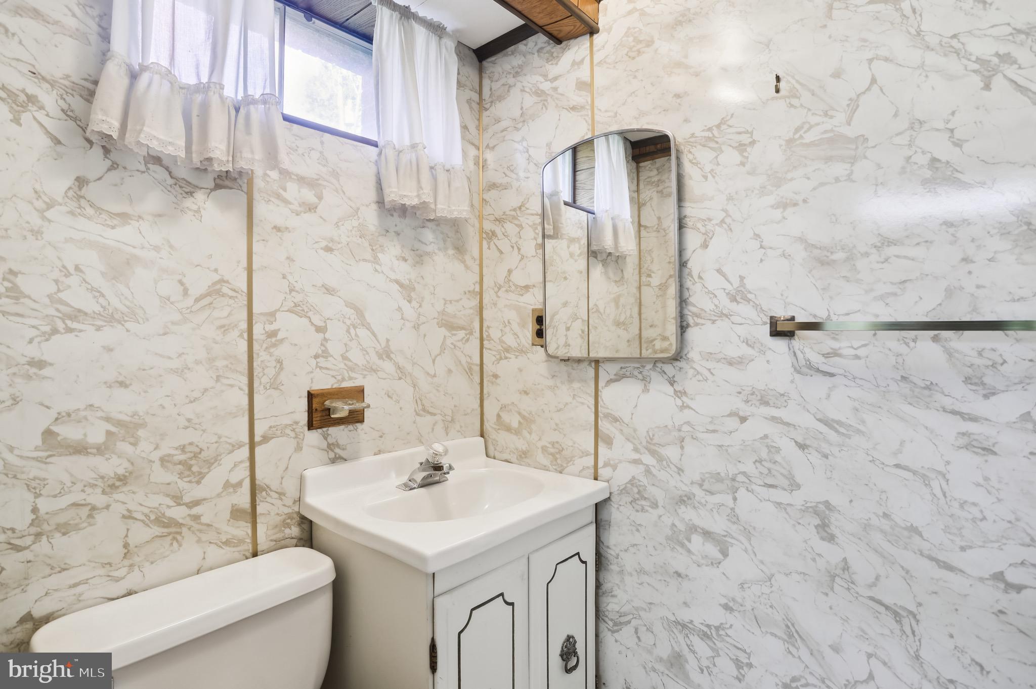 8186 Forest Glen Drive Pasadena, MD 21122 - Photo 37 of 66