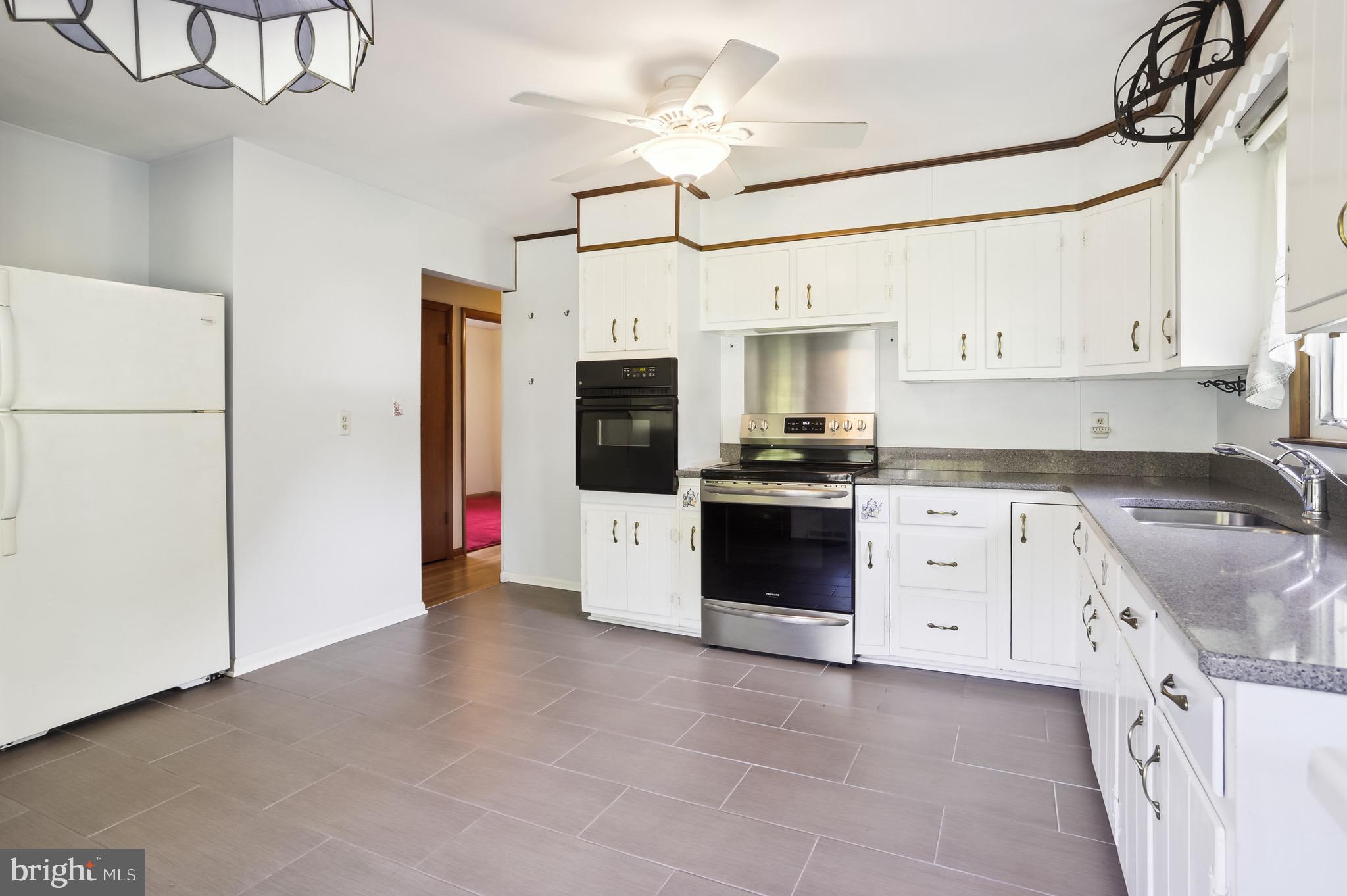 8186 Forest Glen Drive Pasadena, MD 21122 - Photo 56 of 66