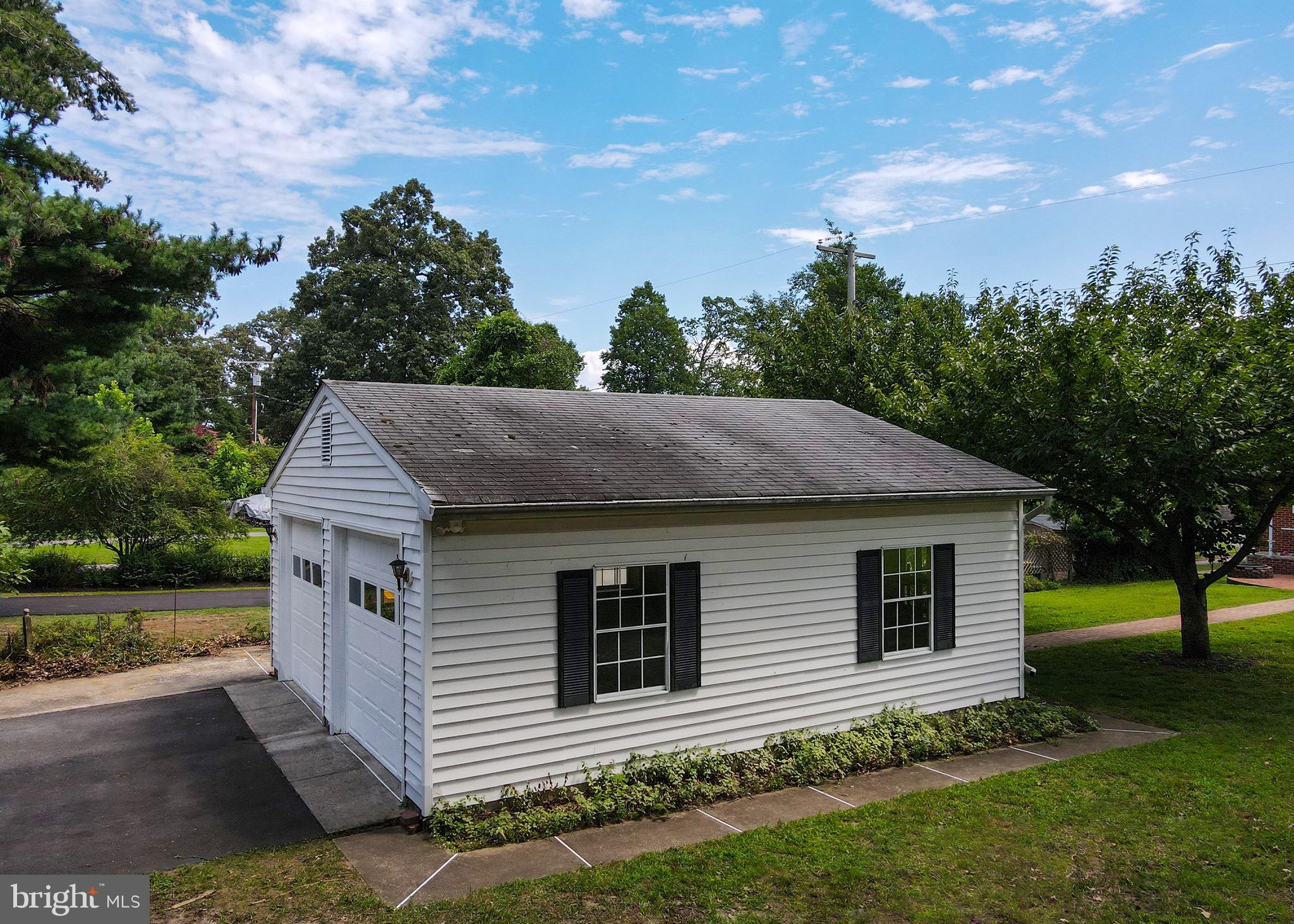 8186 Forest Glen Drive Pasadena, MD 21122 - Photo 9 of 66