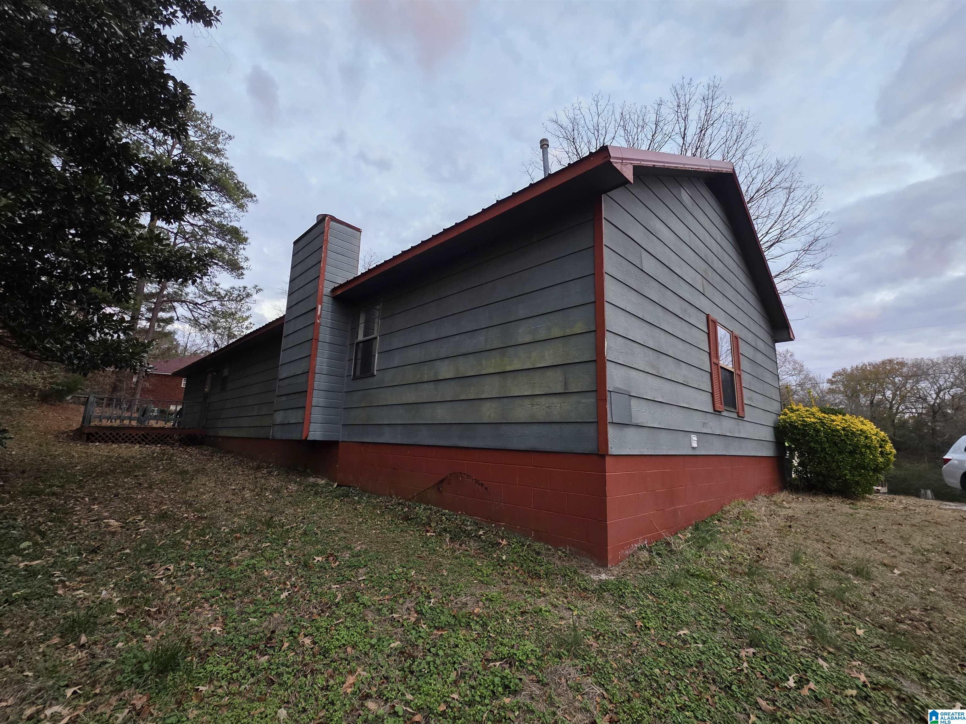 217 Davis Street Talladega, AL 35160 - Photo 9 of 25