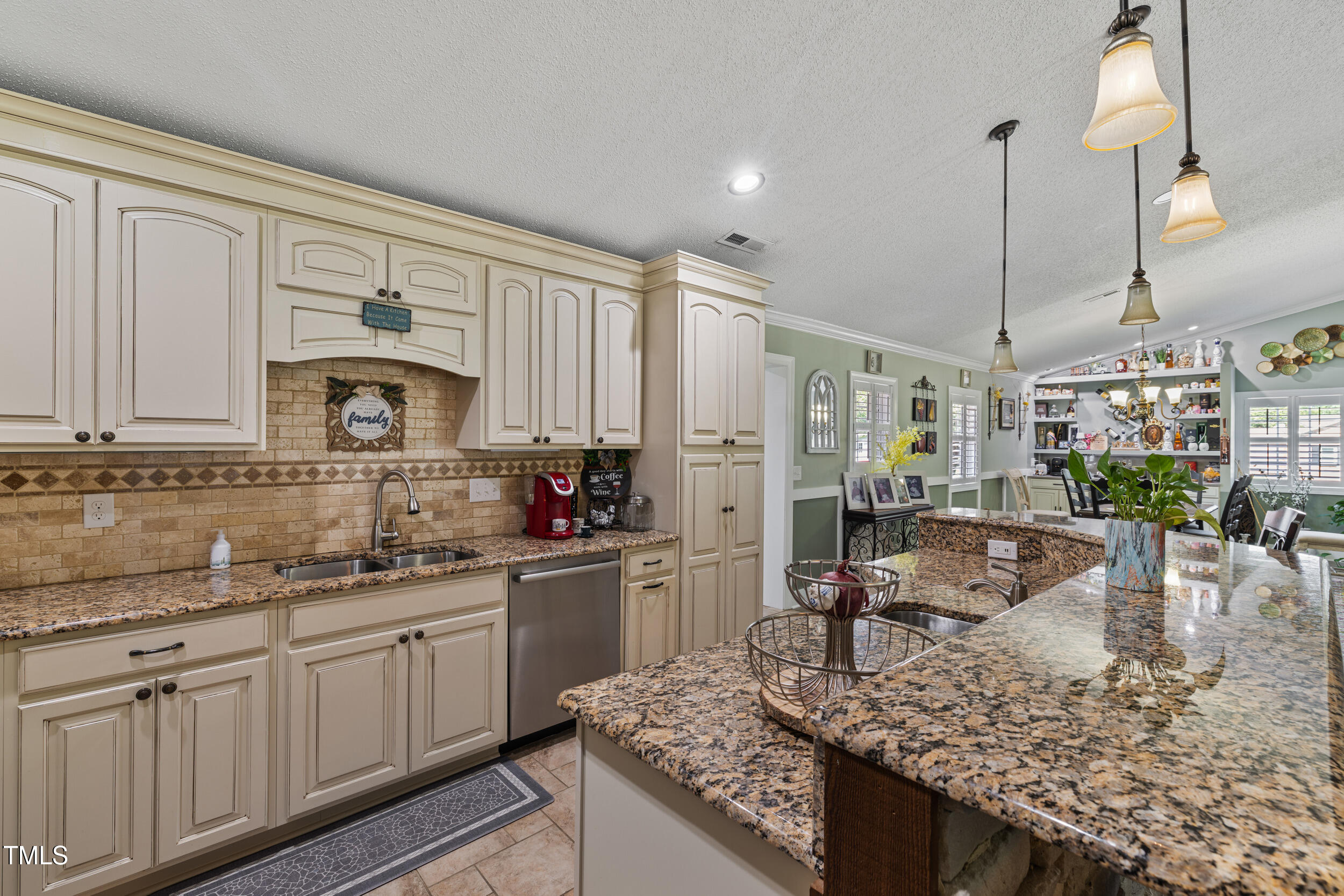 175 Galilee Road Smithfield, NC 27577 - Photo 17 of 40 175 galilee rd-smithfieldnc-24