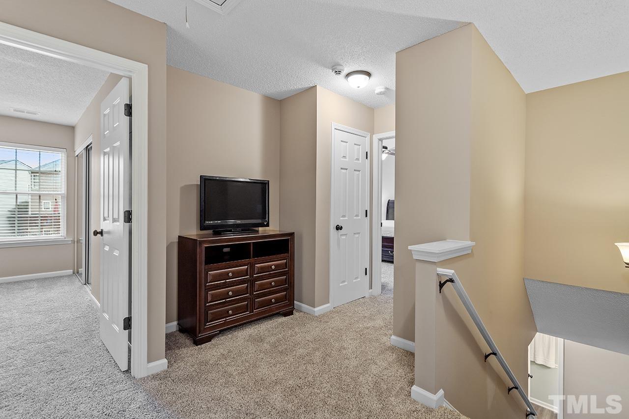 3515 Marshlane Way Raleigh, NC 27610 - Photo 15 of 30 Gallery Image 15