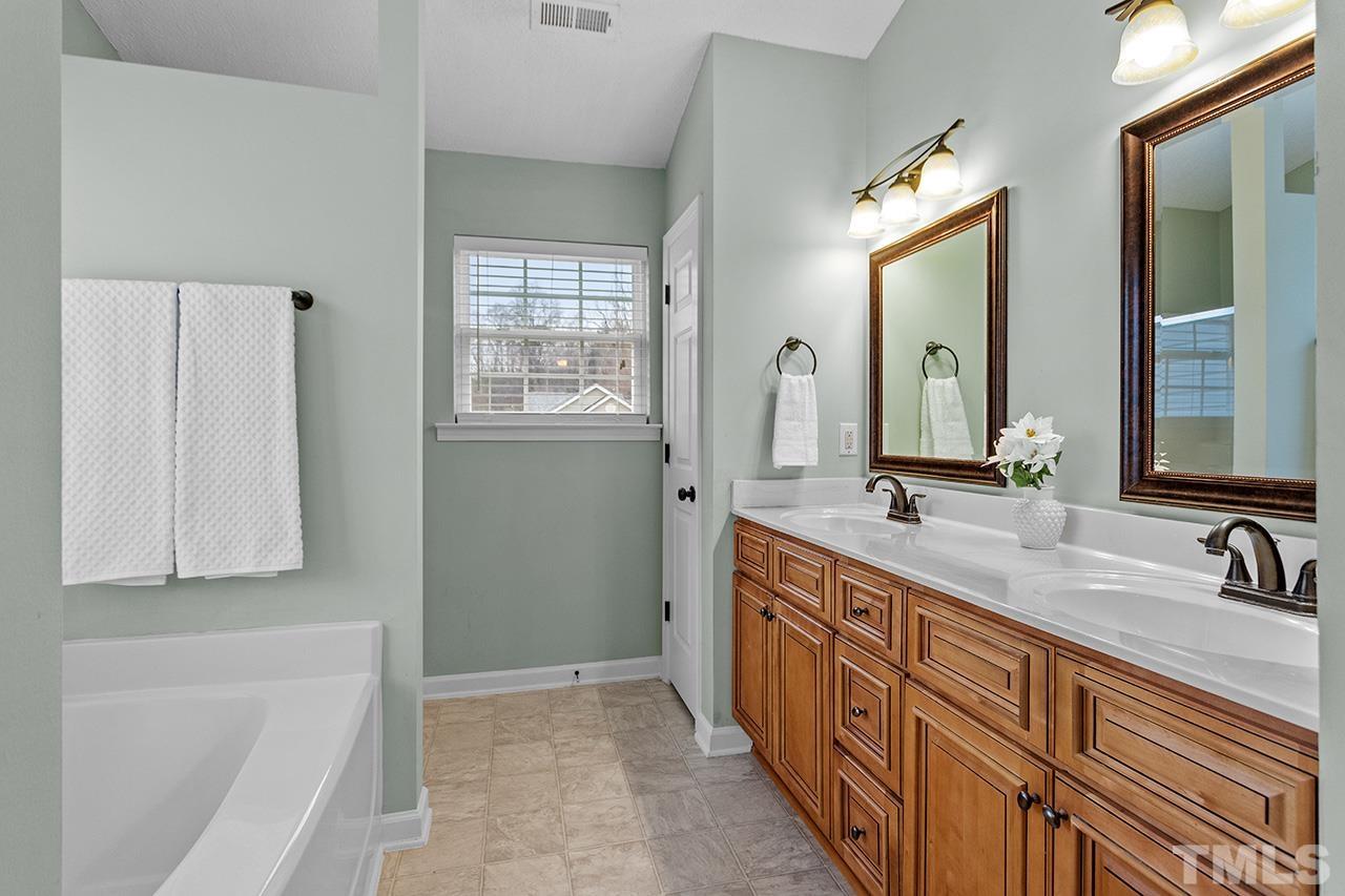 3515 Marshlane Way Raleigh, NC 27610 - Photo 21 of 30 Gallery Image 21