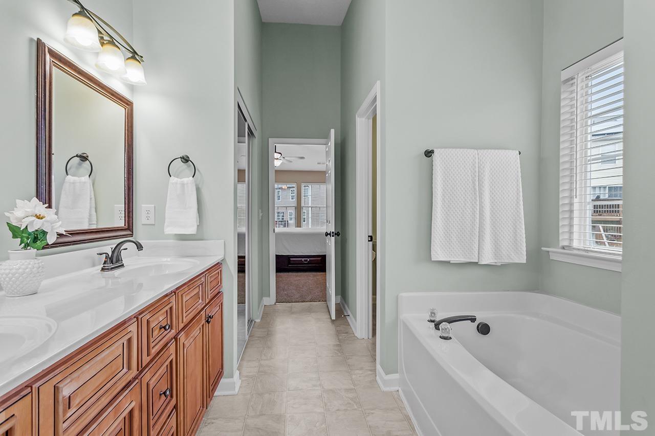 3515 Marshlane Way Raleigh, NC 27610 - Photo 23 of 30 Gallery Image 23