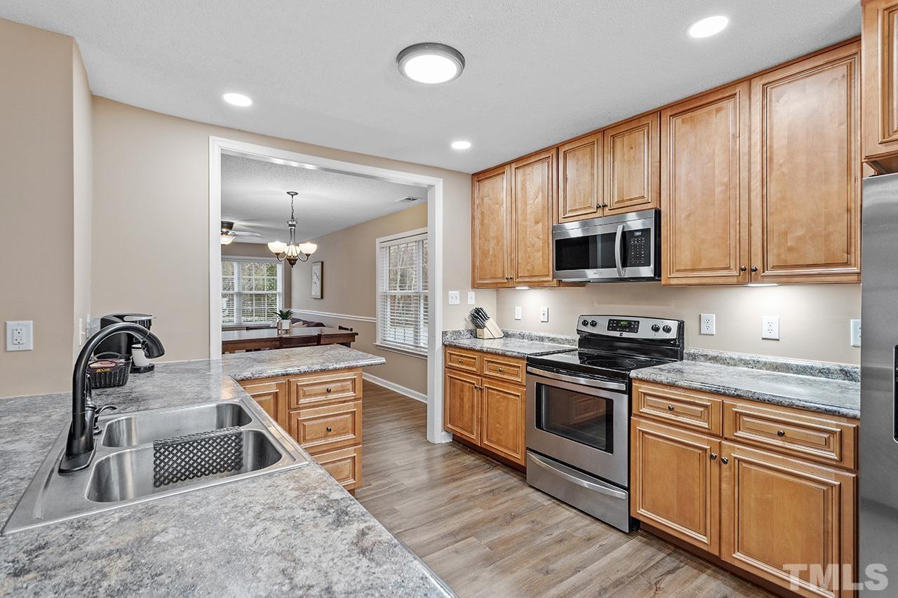 3515 Marshlane Way Raleigh, NC 27610 - Photo 8 of 30 Gallery Image 8