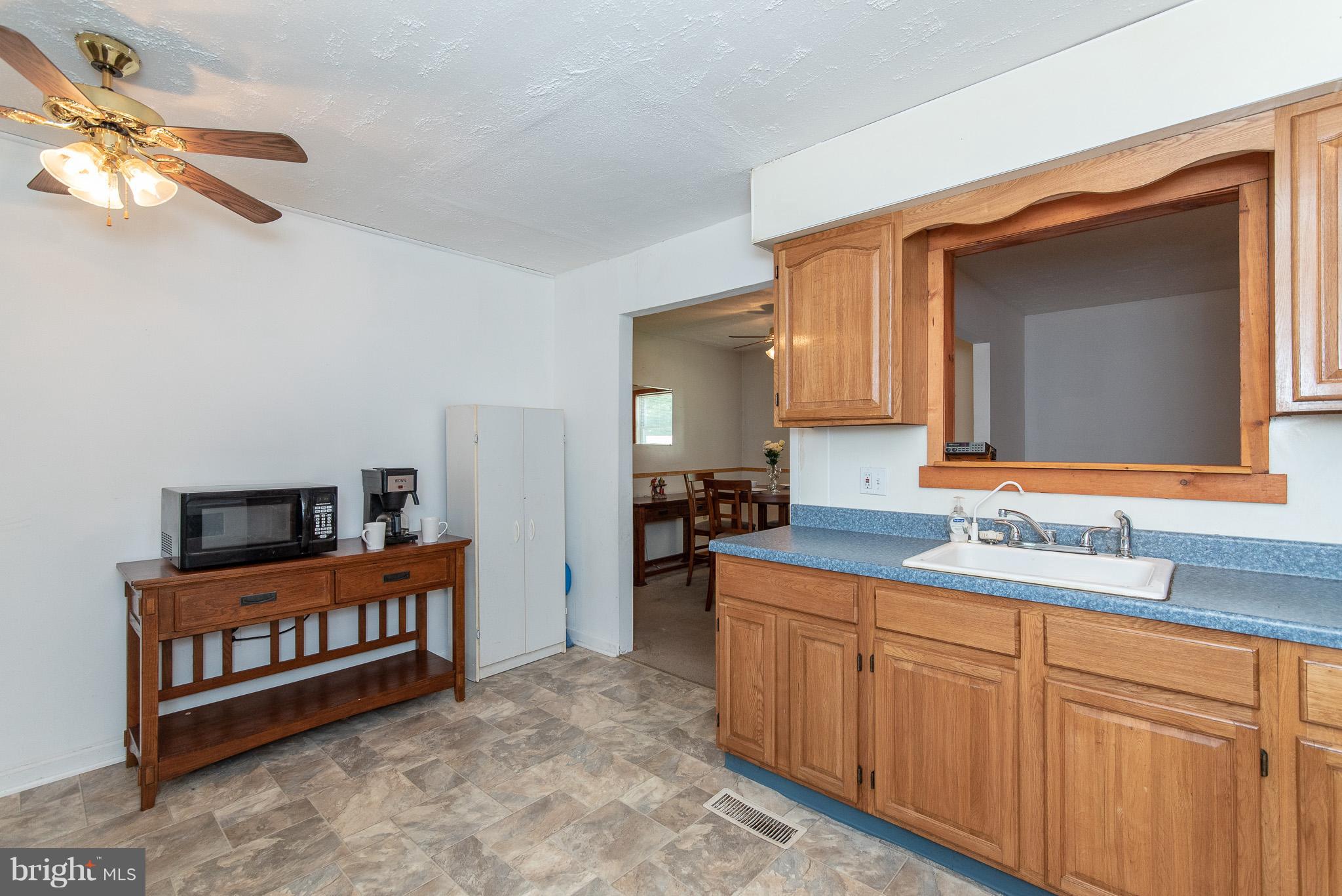 128 West Village Road Elkton, MD 21921 - Photo 11 of 30 Family Room