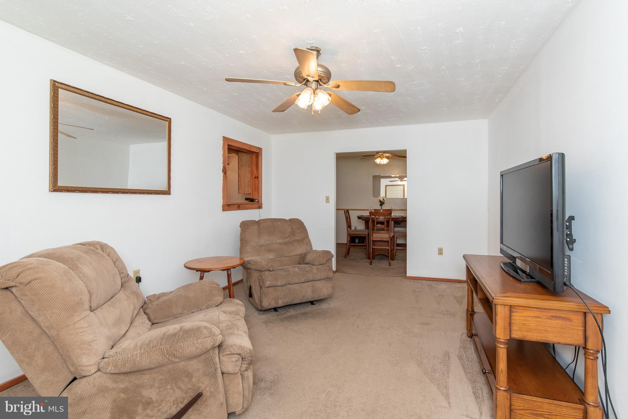 128 West Village Road Elkton, MD 21921 - Photo 12 of 30 Living Room