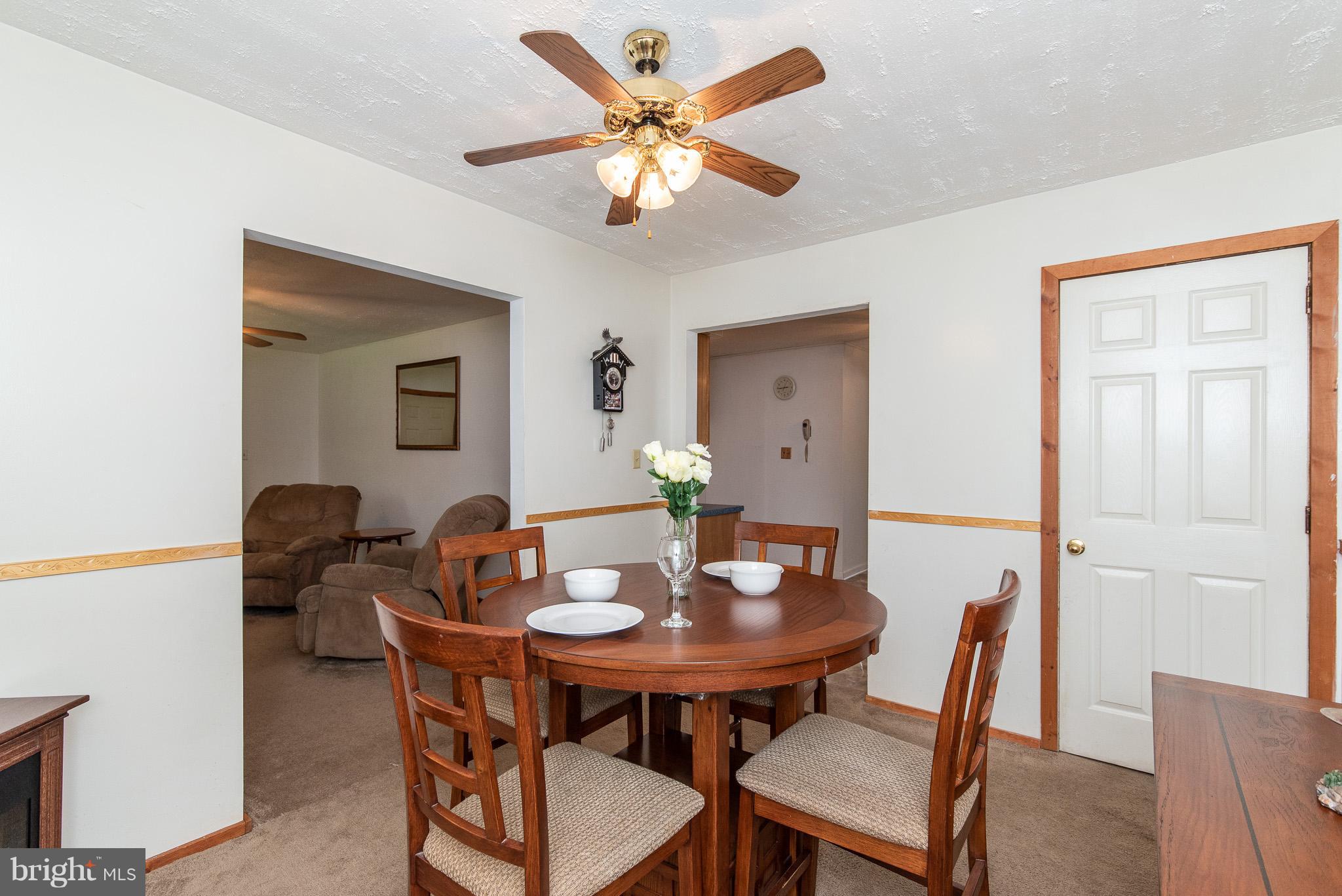 128 West Village Road Elkton, MD 21921 - Photo 8 of 30 Dining Room