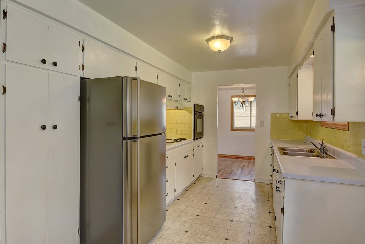 511 West Cascade Way Spokane, WA 99208 - Photo 6 of 20 Gallery Image 6