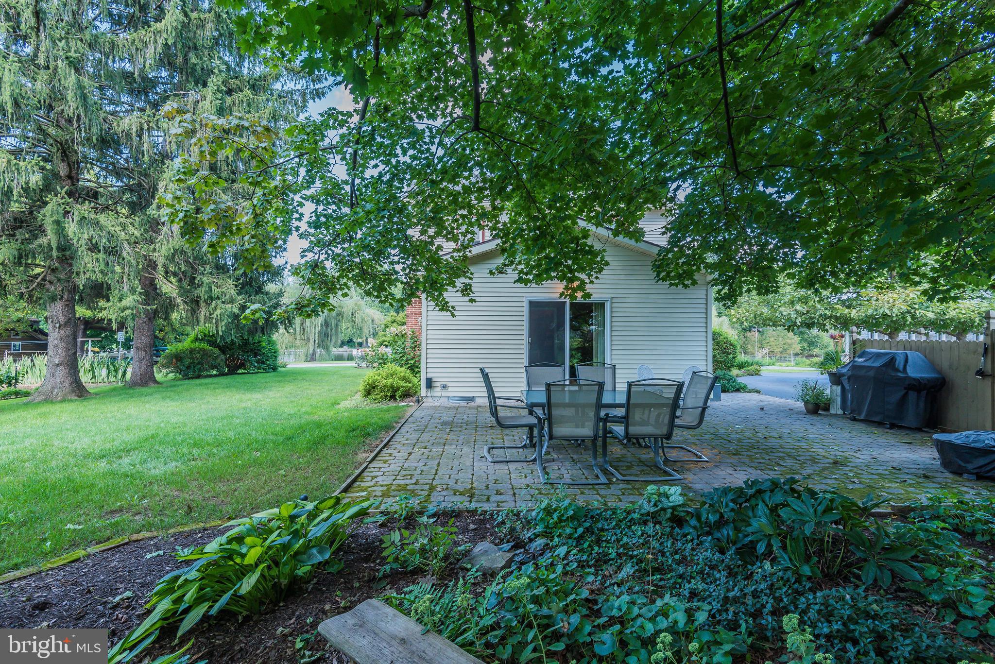 413 Front Street Boiling Springs, PA 17007 - Photo 28 of 32 Gallery Image 28