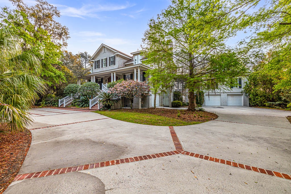 102 Dudley Lane St. Simons Island, GA 31522 - Photo 1 of 54