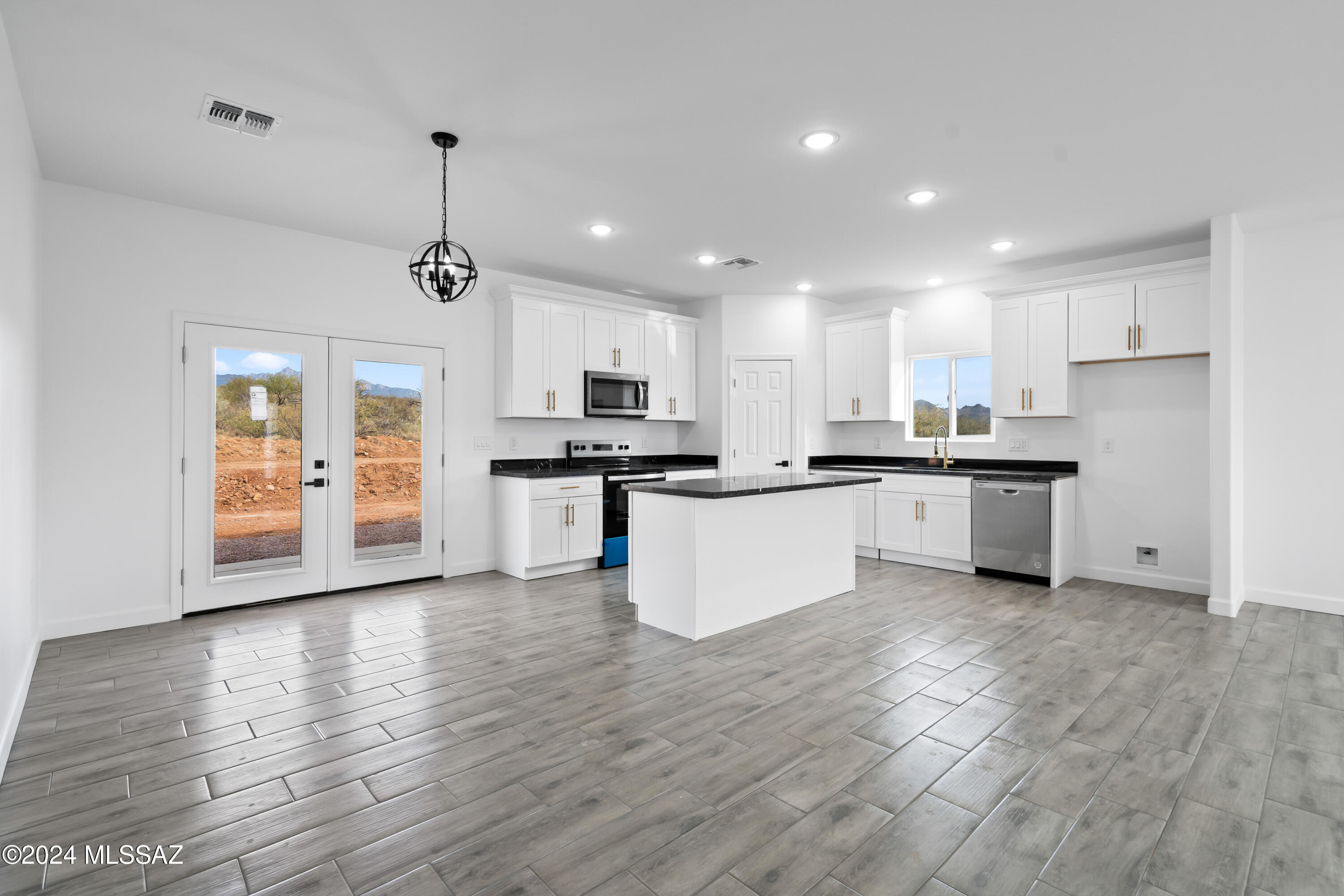 1910 Circulo Colombia Rio Rico, AZ 85648 - Photo 8 of 29