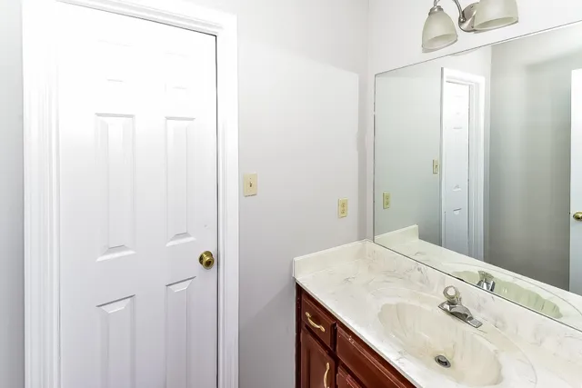 $1,945 | 7253 Leeward Cove, Memphis, TN 38125