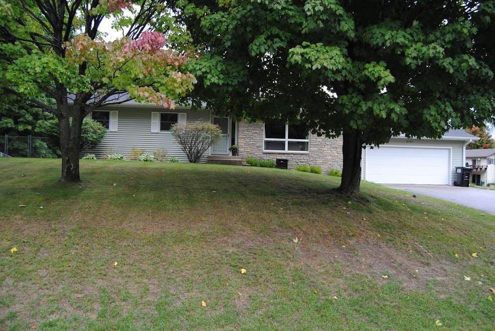 2737 Blue Ridge Lane Traverse City, MI 49685 - Photo 52 of 53 1853362-51.JPG
