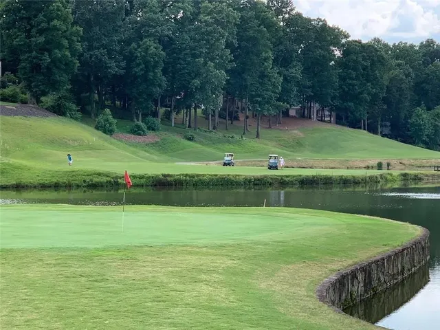 $925,000 | 4610 Blakeford Court, Flowery Branch, GA 30542