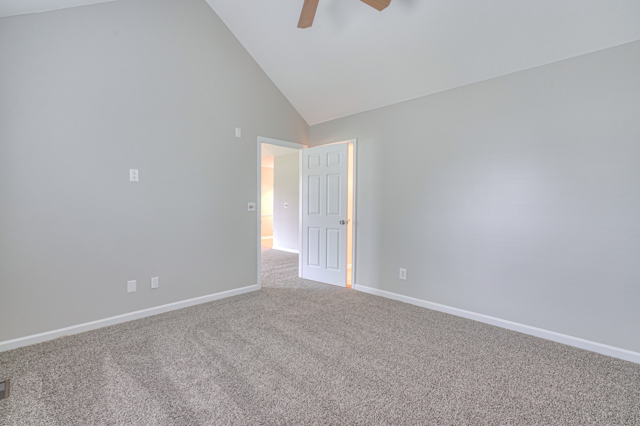 2426 Floyd Avenue Murfreesboro, TN 37127 - Photo 20 of 26 a view of an empty room