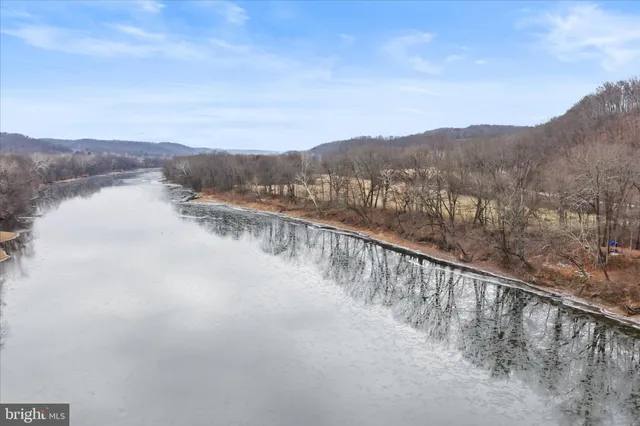 $650,000 | 6-7 & 11 Needham Lane, Berkeley Springs, WV 25411