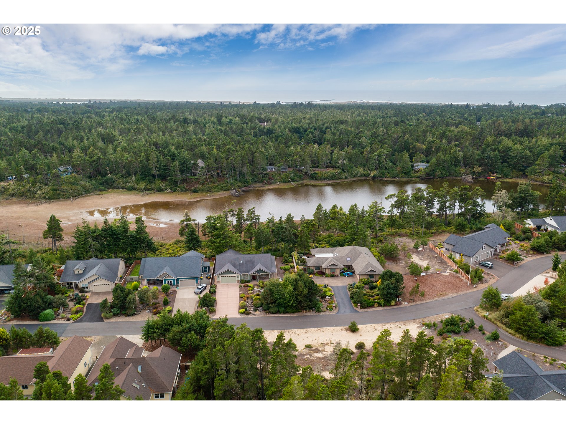 Lake Point Drive, Unit 34 Florence, OR 97439 - Photo 23 of 31