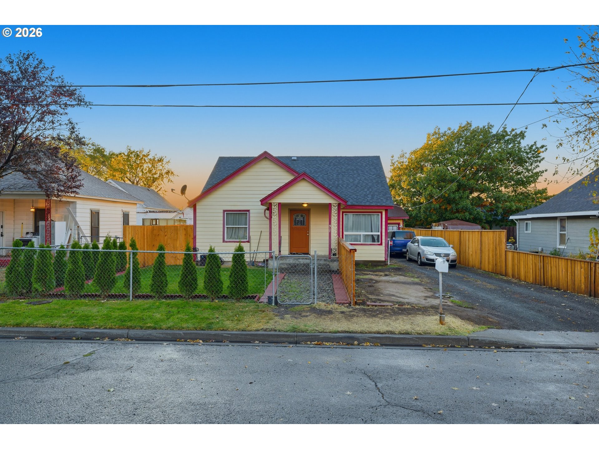 917 Robbins Street Milton Freewater, OR 97862 - Photo 1 of 18