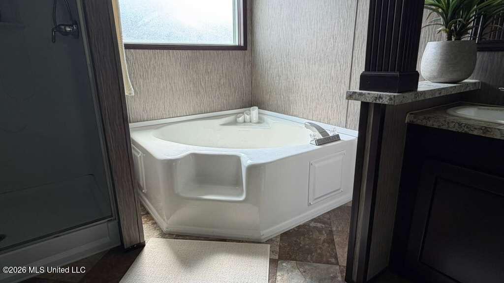 47 Newell Road Natchez, MS 39120 - Photo 3 of 20 fe1189e3-a229-4b55-8897-f39aa4f2dbd0