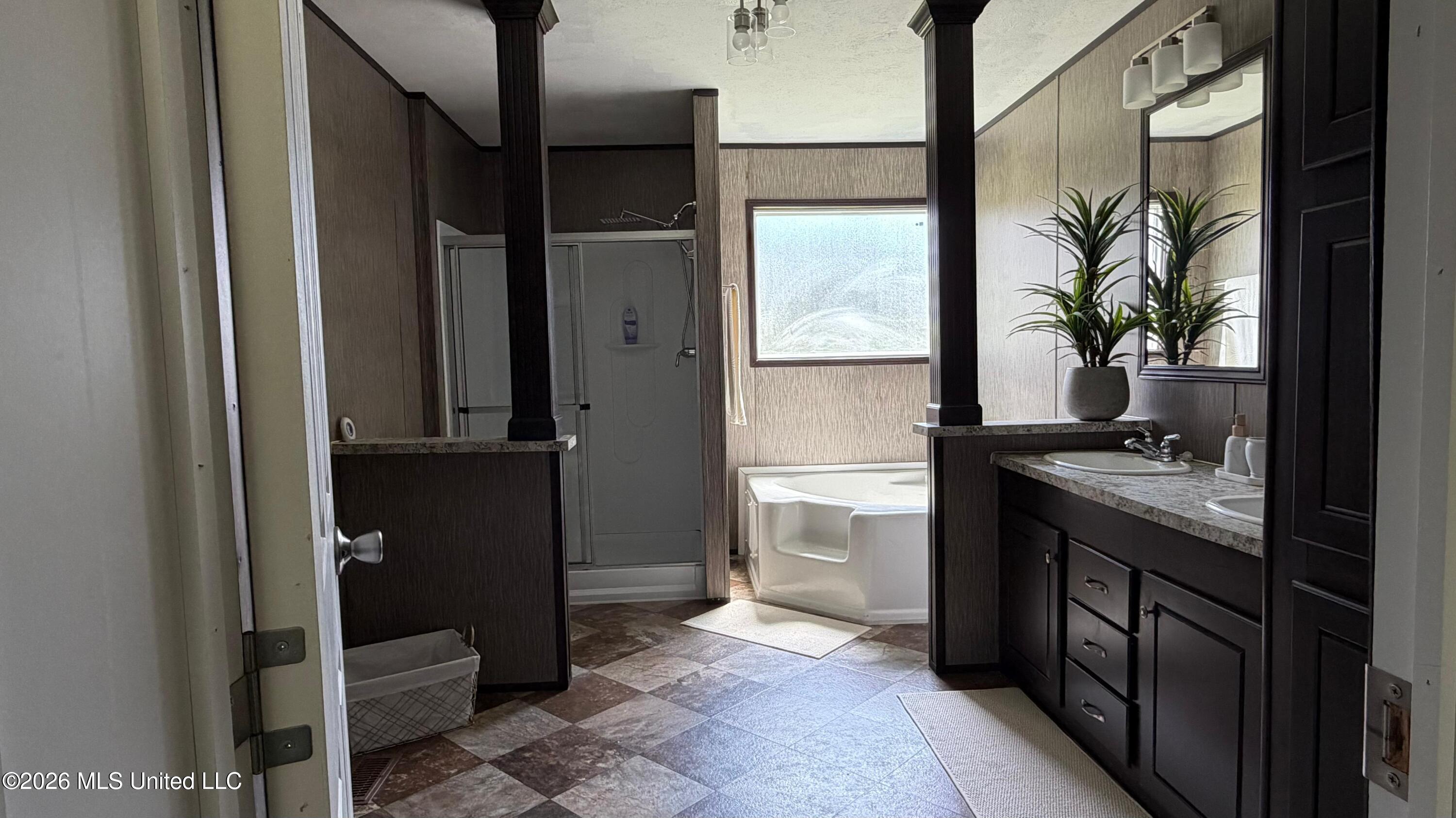 47 Newell Road Natchez, MS 39120 - Photo 7 of 20 91273398-9a32-4d9b-95a3-967fa4eaf447