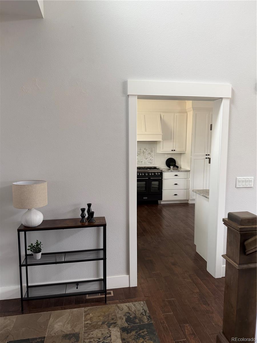 817 Shade Tree Drive Windsor, CO 80550 - Photo 4 of 49
