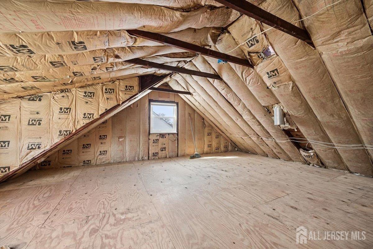 441 Remsen Avenue Avenel, NJ 07001 - Photo 15 of 18