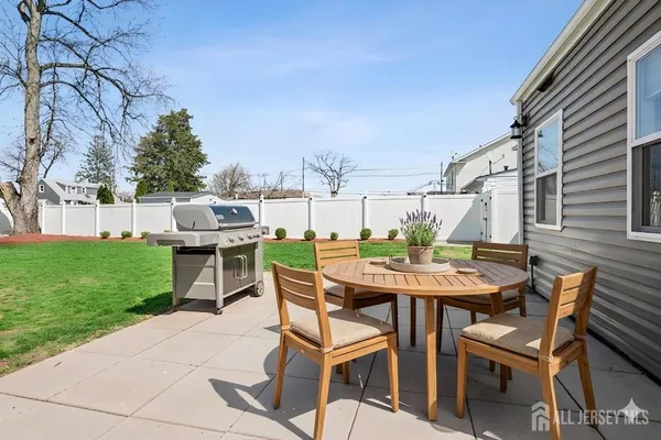 $500,000 | 441 Remsen Avenue, Avenel, NJ 07001